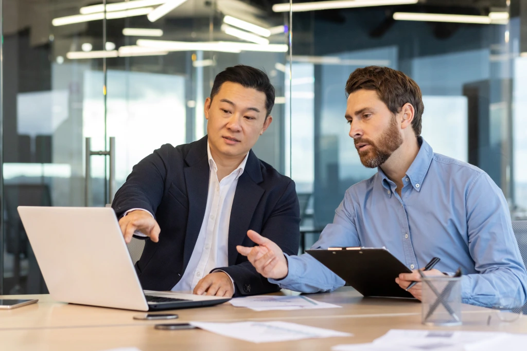 claims consultants discuss Approach